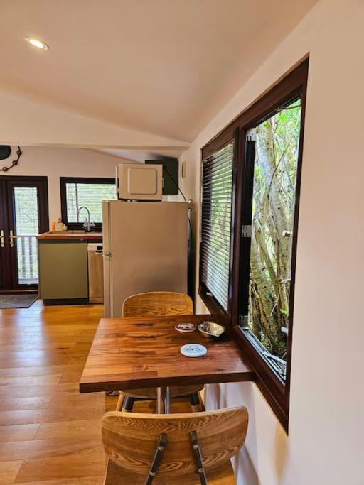 Treetops Lodge, Private Parking & Garden ทรูโร ภายนอก รูปภาพ