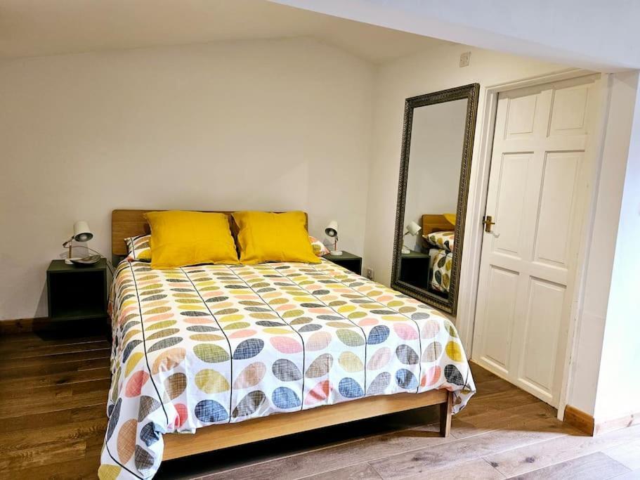 Treetops Lodge, Private Parking & Garden ทรูโร ภายนอก รูปภาพ