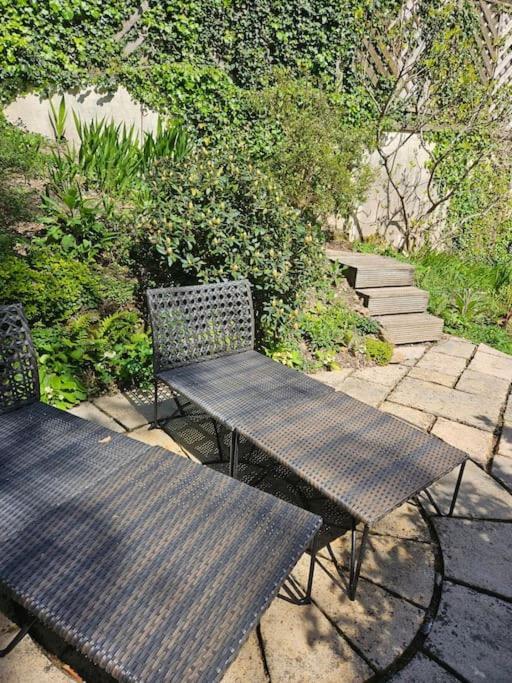 Treetops Lodge, Private Parking & Garden ทรูโร ภายนอก รูปภาพ
